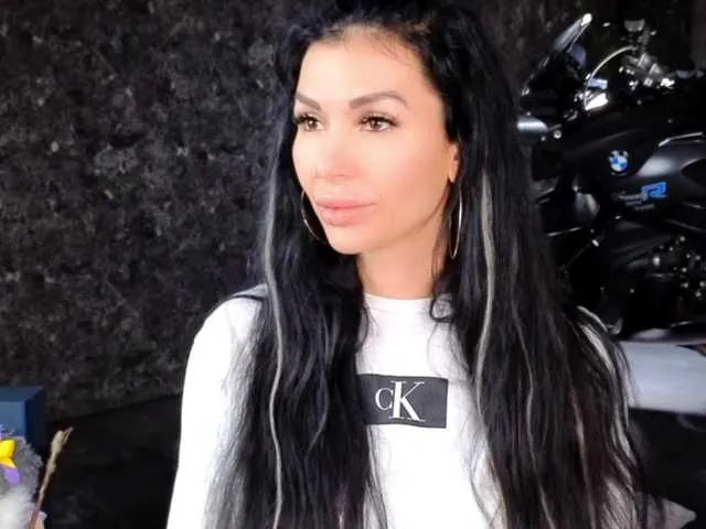 BongaCams -BABAYAGA- is Freechat -BABAYAGA- — Generous men