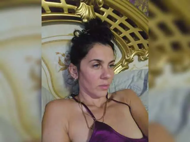 1Glorya1 — Freechat on BongaCams