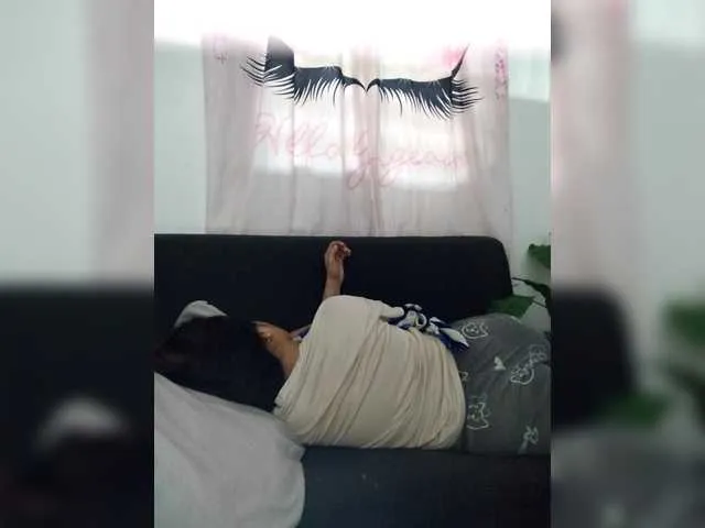 candicelovee — WELCOME TO CANDICE ROOM GUYS i love being vibrate it make me so wet and horny  so pls tip shuold be in publicgeneral chat thank u -..... 2nd thing i love doing thing all in my tip menu  winks   lets have fun :D ILOVE. U GUYS