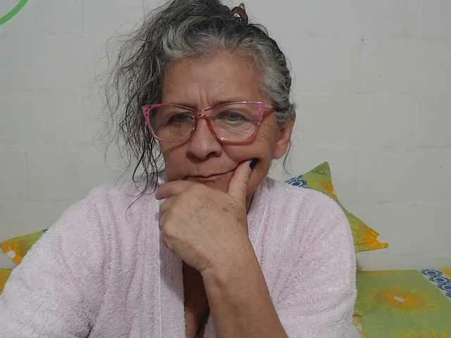 candy-mature