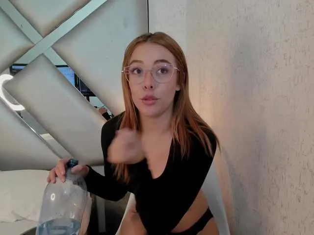 BongaCams CRISTALEVANS-VC is Freechat CRISTALEVANS-VC — I love being dominated by following your orders, making you feel pleasure, making you horny with my beautiful body, making you cum for me.