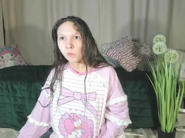 BongaCams Cute-Lolly is Freechat Cute-Lolly — A caring attitude backed by actions)