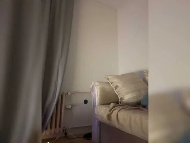 Foxe-Sailey — squirt Get me insta wet with   111  120  160  200  vibes  .   @remain 