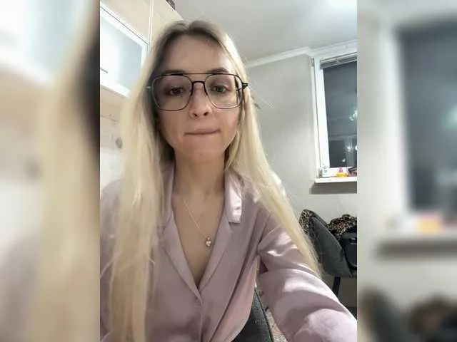 FoxyLina — Freechat on BongaCams