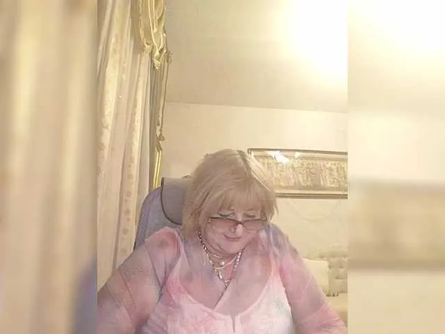 KarinkaSweet — Freechat on BongaCams