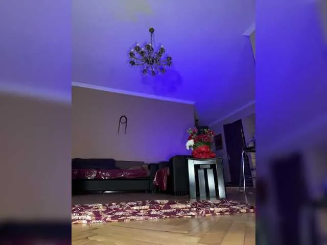 Lina69Goddesssss — When they give me power. When they make me feel good. It excites me when we have trust. Very big fetishist.