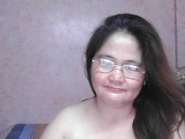 NICEtitspinay — Freechat on BongaCams