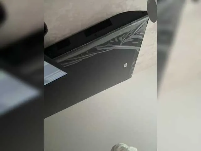 Sweet-and-Horny — show pussy