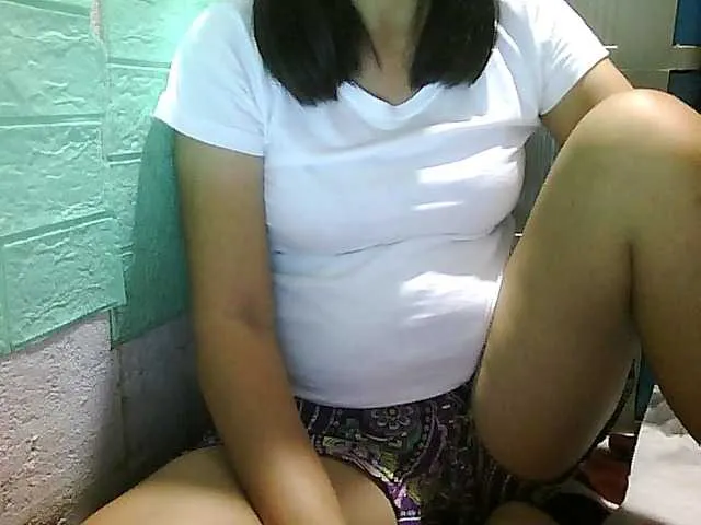 Yummyflirttits69 — Masturbate on cam