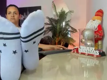 amaia_bushida — Hello Loves Welcome to my room I hope to meet your fantasies!!! I am ready for play with you   #feet #socks #pantyhose #leggings #footjob