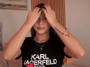 anniie_watson — GOAL: PLUG ANAL [99 tokens remaining] I'm here! Hotter than ever  Come join me for some naughty fun! favorite patterns 50/98/301/500  #squirt  #18 #bigass #latina #fuckmachine