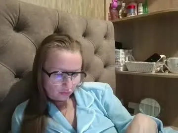 Chaturbate belleamiee is Freechat belleamiee — Belleamiee's room #nonude #milf #feet #smile #mature #natural #cute