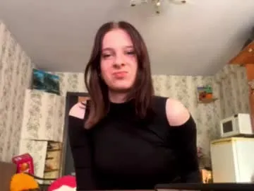 blondellpomarico — GOAL: I'll get up and show you the outfit Hi! My name is Hanna, This is my 2nd day here #shy #new #18 #young #skinny [16 tokens remaining]