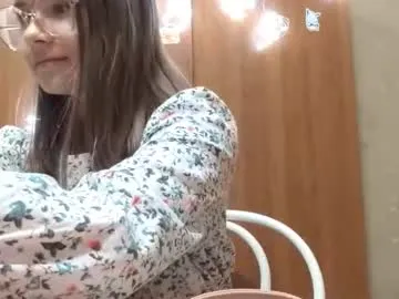 brindaanning — Goal: Lower my shorts --- Show a basic belly roll! Hi Im Sofie, in #new here sorry if m so #shy beacause im just #18 #smalltits #young [222 tokens remaining]