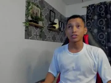 bruno_snow — show cum baby #findom #gay #new #bigdick #latino [1999 tokens remaining]