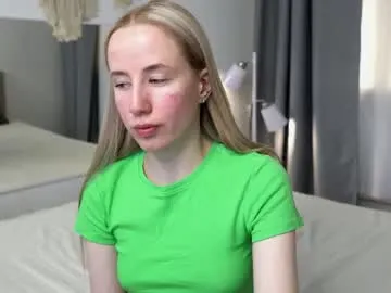 cassie_kelman — GOAL: Play with nipples [159 tokens remaining]  #anal #daddysgirl #smalltits #blonde #squirt