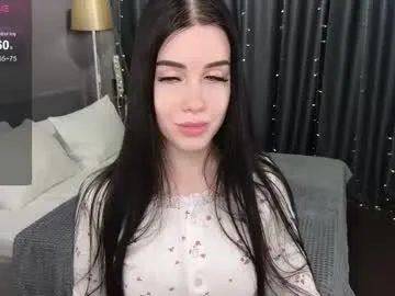 chloe___davis — Sensual bodytour tease      fav vibes - 22| 33| 44 | 55 #teen #new #curvy #brunette #daddysgirl [74 tokens remaining]