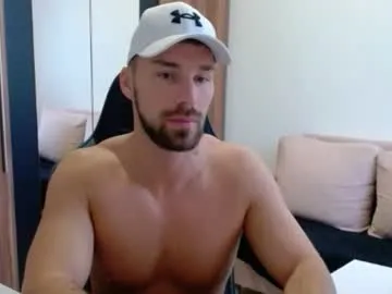 darius_94 — Hi talk, laugh & wild play -- pvt open for closer connection silence = distance, talking = closeness goal 0/6k -- hours 0/7 every tip brings more fun & wild moments 