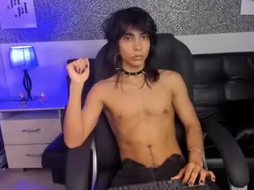 dereck_manson — Make me cum with the vibrations [1272 tokens left] #master #fit #skinny #bigcock #monstercock [222 tokens remaining]