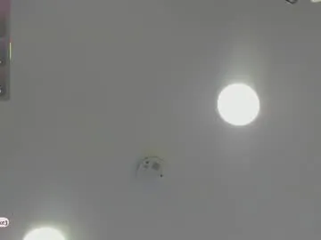 Freechat emely_deluxe on Chaturbate