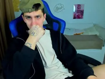 frank_mooree — HEY GUYS ! / CUMSHOW  #young #bigcock #findom #twink #master [1055 tokens remaining]