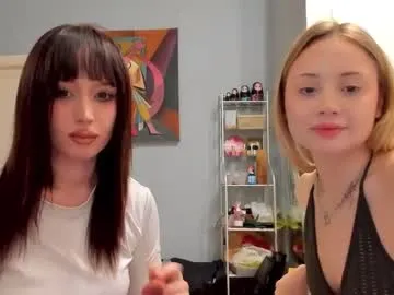 im_clownn — GOAL: Twerking butt two girls [99 tokens remaining] Help us collect 100 thumbs up! 1st day! #feet #blonde #18 #findom #new