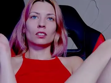 karoline121 — top off 5 min   #feets #smoke , #leggings #mistress #skinny [1334 tokens left]