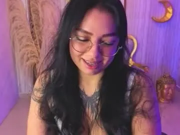 lexie_s — I'M READY TO SHOW YOU MY HUGE BREASTS BOUNCING VERY HARD UNTIL U CUM IN  THEM #ass #bigboobs #braces #glasses #latina