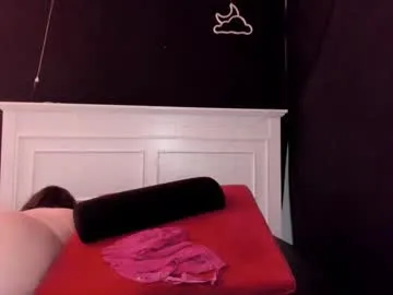 livinsubspace — Hi, I'm Liv!    Welcome to my room! Always down 4 privates! I love ANAL and  SQUIRTING #anal #squirt #new #pvt #bigass