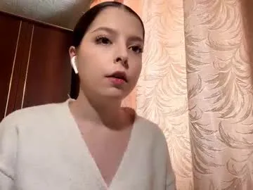 loanmittendorf — Goal:Spin around, show my outfit I'm Sandy, I'm #18 yo and I'm #new here. Glad to see you! #cute #shy #teen [6 tokens remaining]