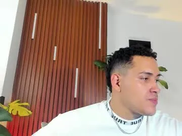lucasanto_ — give me a lot of pleasure [2000 tokens left] . #latino #muscle #bigass #lovense #bigcock