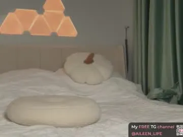 purrpure — GOAL: sloppy suck fingers [24 tokens remaining] Hey i am Aileen - Welcome to my room! #natural #shy #teen #lovense #young