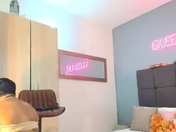 queenaliice on Chaturbate