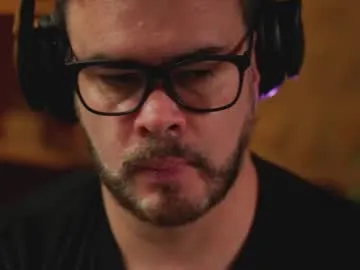 sanders_white — Chill Vibes!!!! - Goal: Cum [470 tokens left] #sensual #uncut #tease #mature #furry #chillvibes