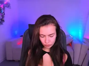 seajorji — GOAL: We close the target and I show my legs [150 tokens remaining] Do you want to watch me warm up? #feet  #cuckold  #russian   #nonude   #german