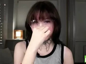 sweetyoops on Chaturbate