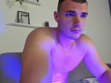 troy_bigtitan — Freechat on Chaturbate