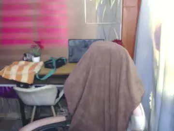 urwild_fuckerxx — hi im new here come and let's have some fun xx [ 500 ]tokens remaining] #asian #newbie #bigcock #bigload #chillvibes