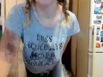 viodetta — striptease #naked #natural #curvy #bigtits #bignipples [1956 tokens remaining]