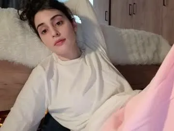 wonderland_stia — GOAL: tease [111 tokens left]  #18 #shy #natural #smile