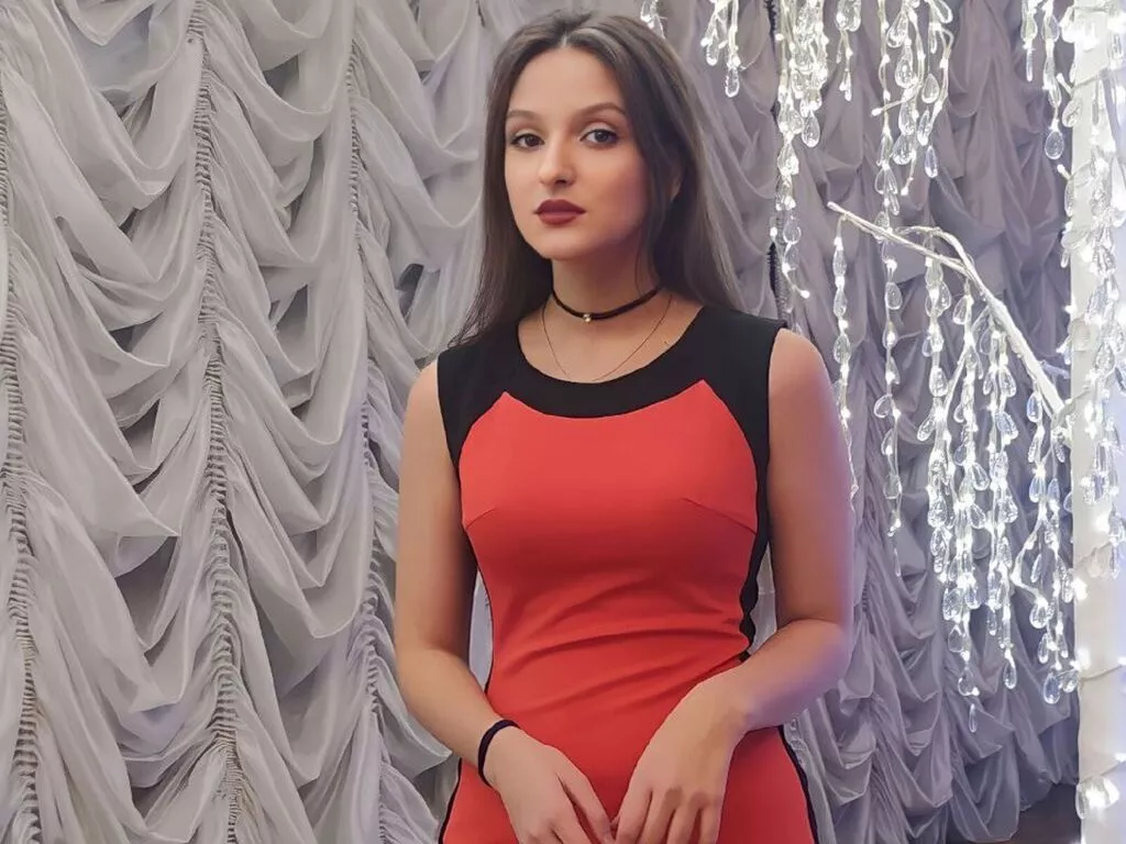 EdytGillingham — I love sweets, pizza, and walking in the rain.