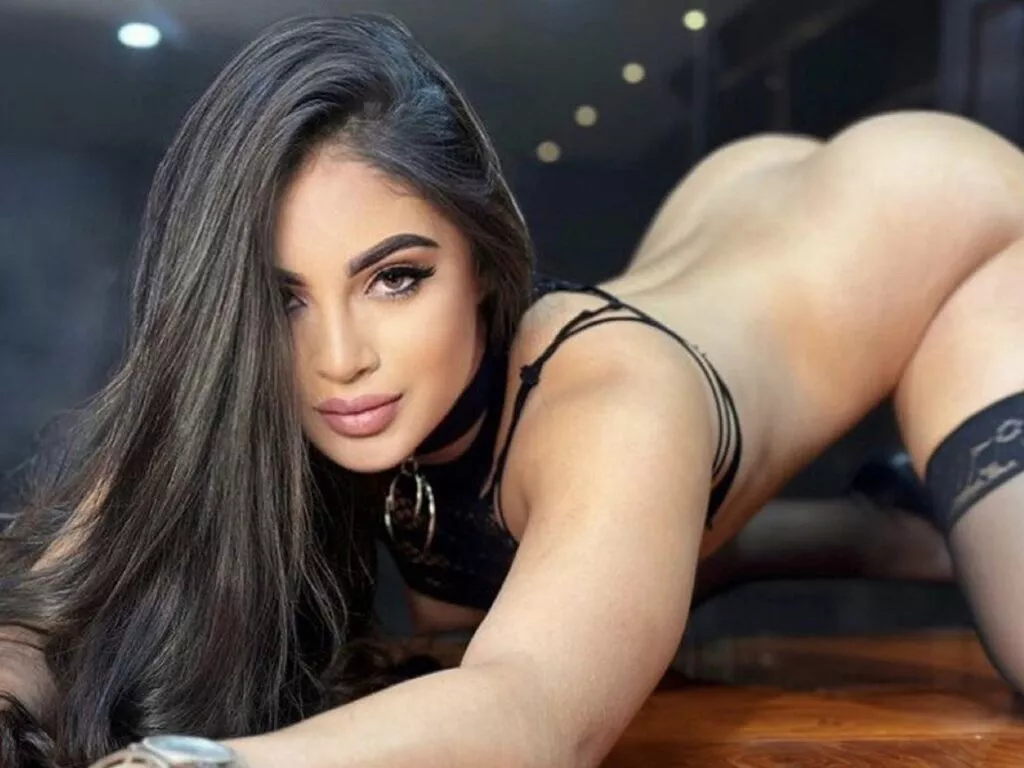 EvaMuskin — I like to make a good blowjob, to play with my hands running my body to the point of ecstasy to have fun with my toys and of course to make you have the best sexual experience of your life : *