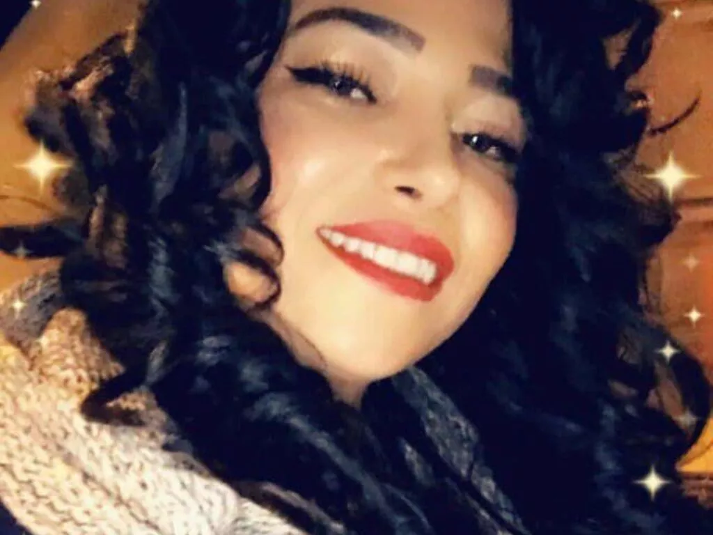 RobertaStave — trips, walks through the mountains, sunny beaches, beautiful people in body and soul, loyal, mature,