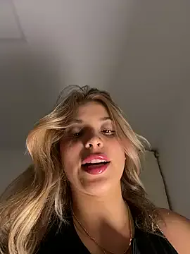 _Alicee_1 — French kiss