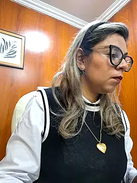 _Cata-Office1 — Freechat on StripChat