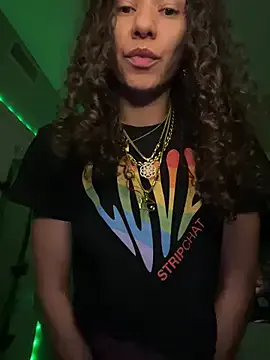 _Neeka_ on StripChat