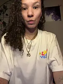 _Neeka_ on StripChat