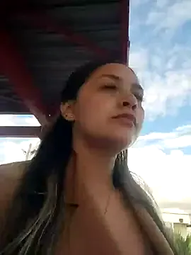 StripChat alana_69 is Freechat alana_69 — Shaking tits in a public place