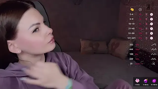 Alaska_ya on StripChat 