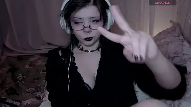 Alice_Zev — take off skirt